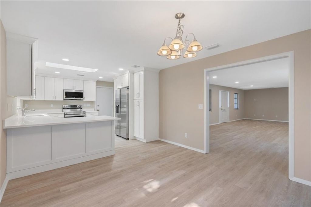 835 Royal Palm Place, Vero Beach, FL 32960 Photo