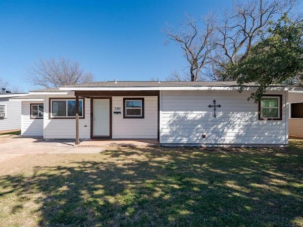 1305 S Pioneer Drive, Abilene, TX 79605