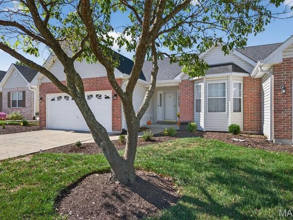 31 Piepers Glen Court, O'Fallon, MO 63366