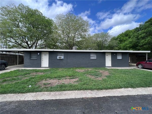 1013 Hackberry Street, Unit B, San Marcos, TX 78666