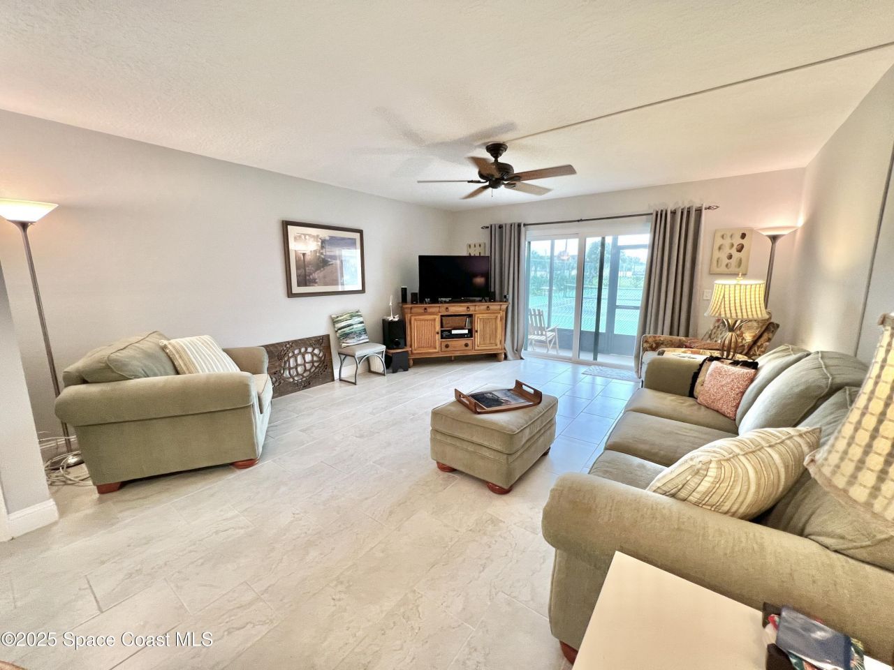 640 N Atlantic Avenue, Unit 3b, Cocoa Beach, FL 32931 Photo