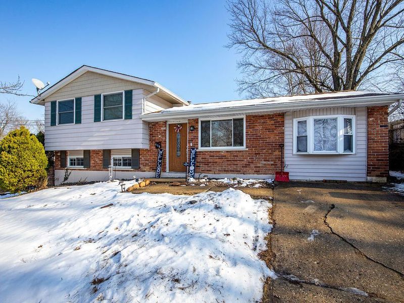 119 Honeysuckle Drive, Florence, KY 41042 Photo 2