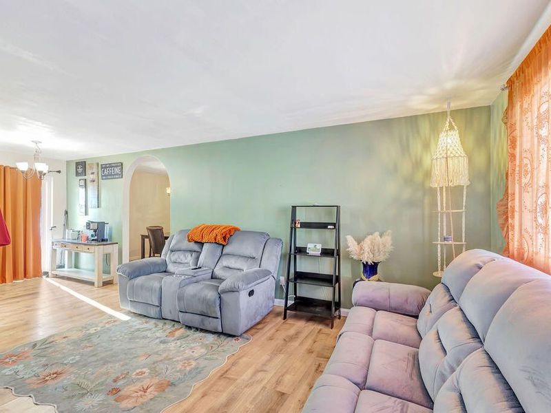 119 Honeysuckle Drive, Florence, KY 41042 Photo 4