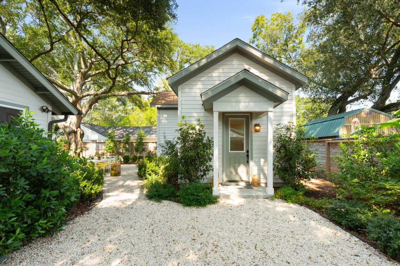 1454 Seminole Street Photo 35