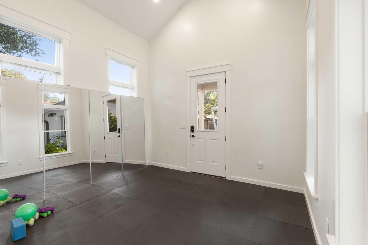 1454 Seminole Street Photo 37