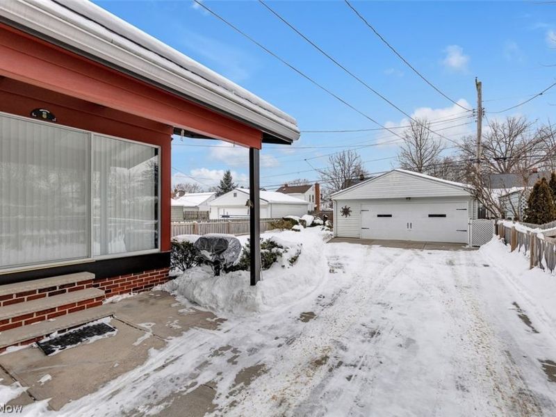 20718 Stanford Avenue, Fairview Park, OH 44126 Photo 29