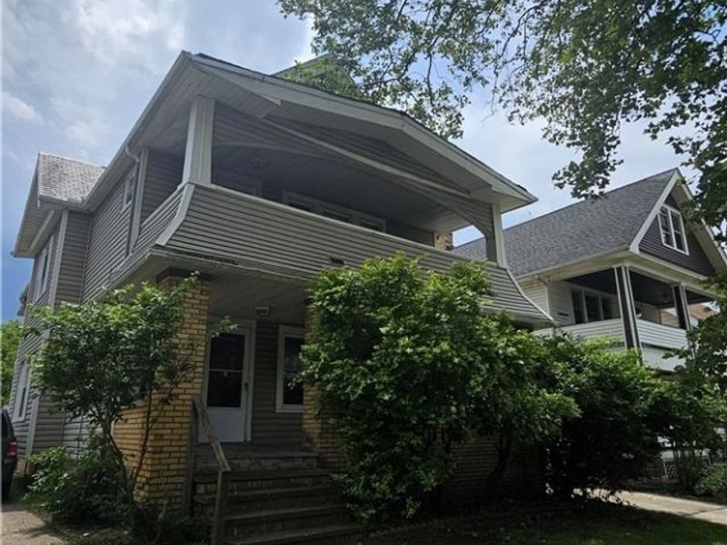 11421 Headley Avenue, Cleveland, OH 44111 Photo 3