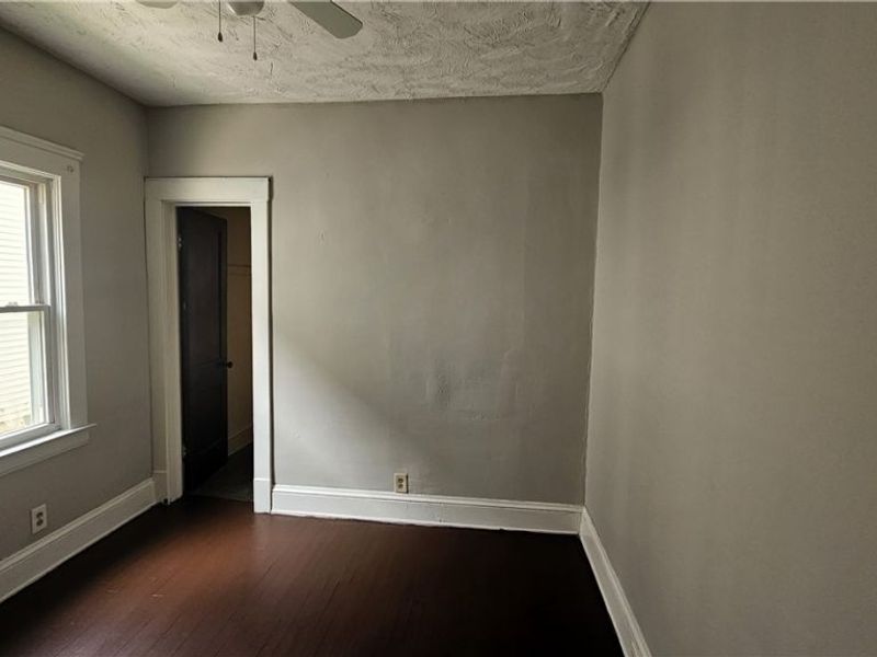 11421 Headley Avenue, Cleveland, OH 44111 Photo 34