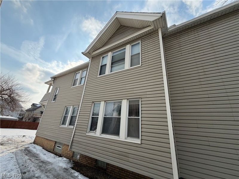 11421 Headley Avenue, Cleveland, OH 44111 Photo 9