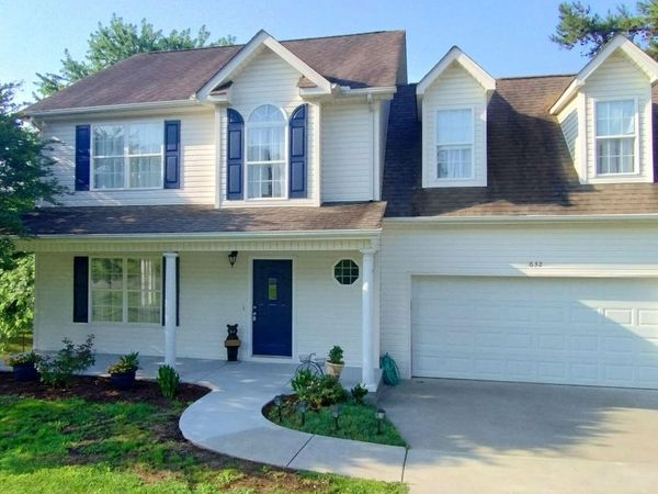 632 Sharp Drive, Lenoir City, TN 37771