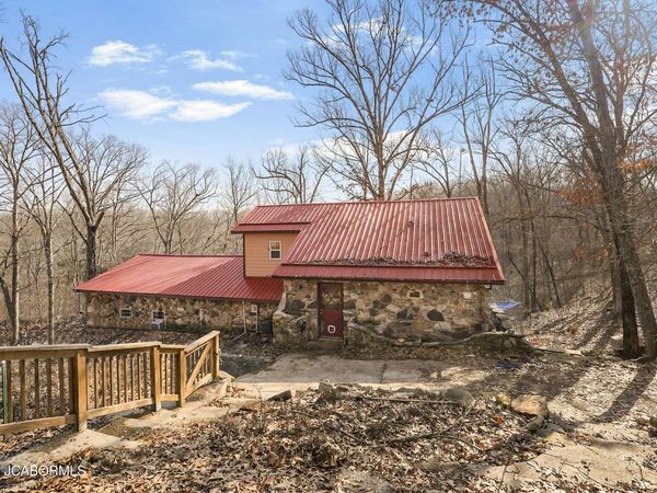 759 COUNTY ROAD 321 , Chamois, MO 65024