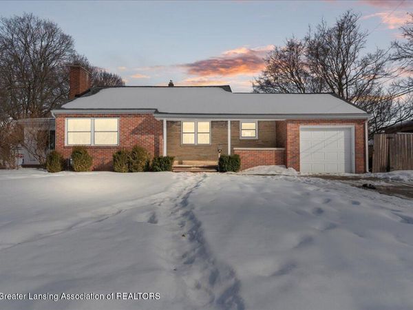 1501 Shubel Avenue, Lansing, MI 48910