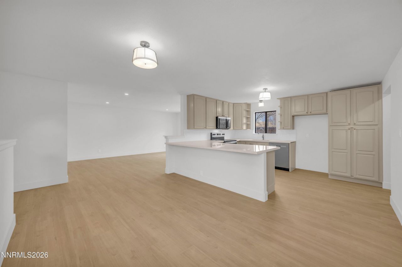 1954 Rio Tinto Drive, Sparks, NV 89434 Photo