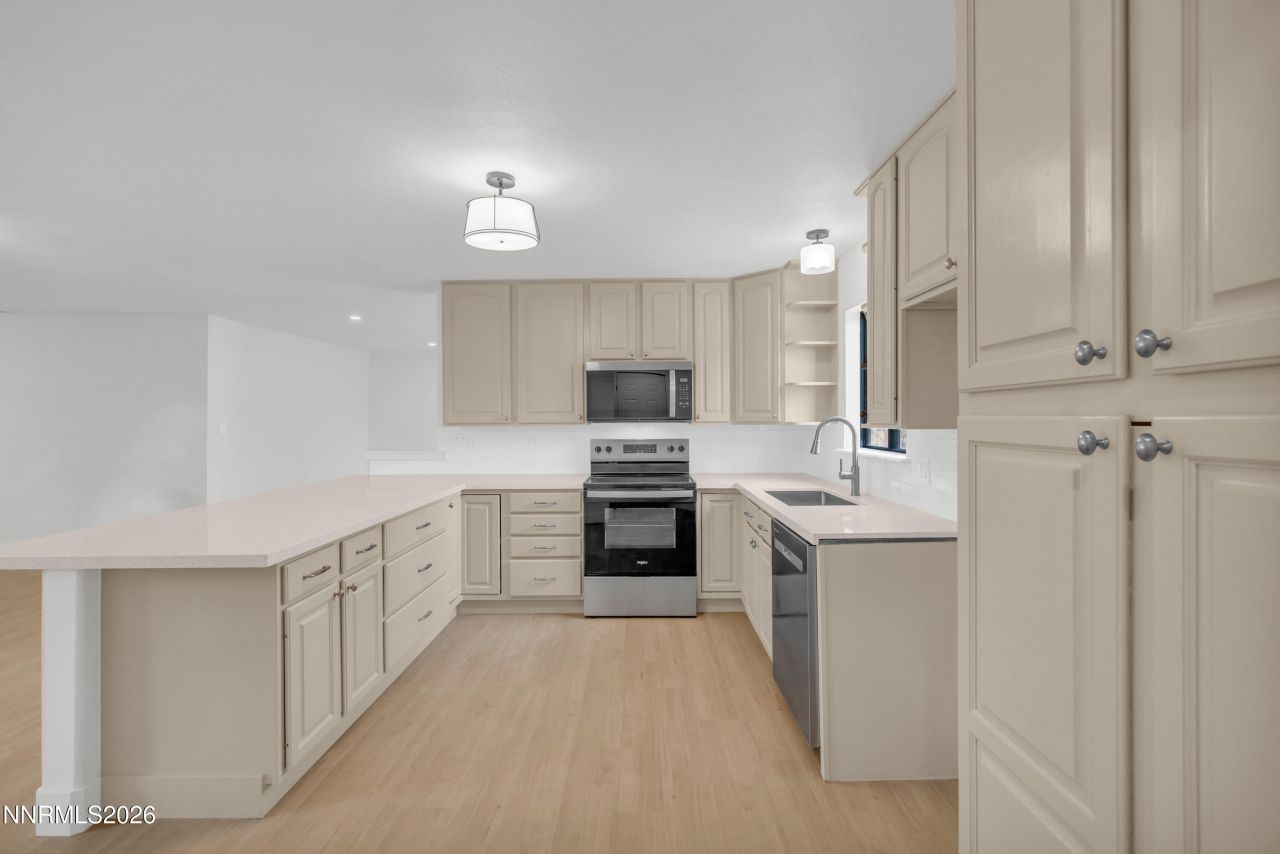 1954 Rio Tinto Drive, Sparks, NV 89434 Photo