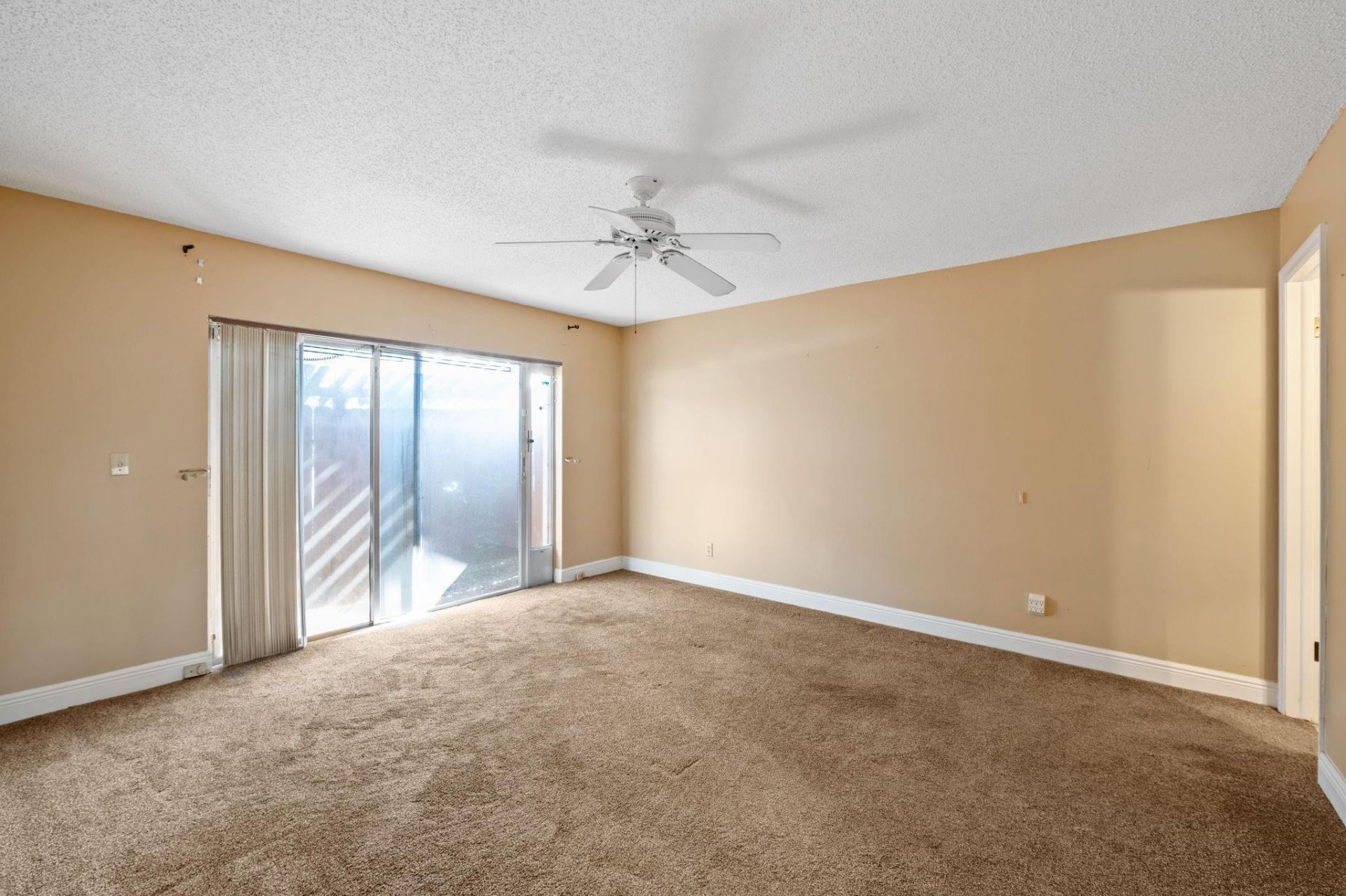 2229 Nova Village Drive, Davie, FL 33317 Photo