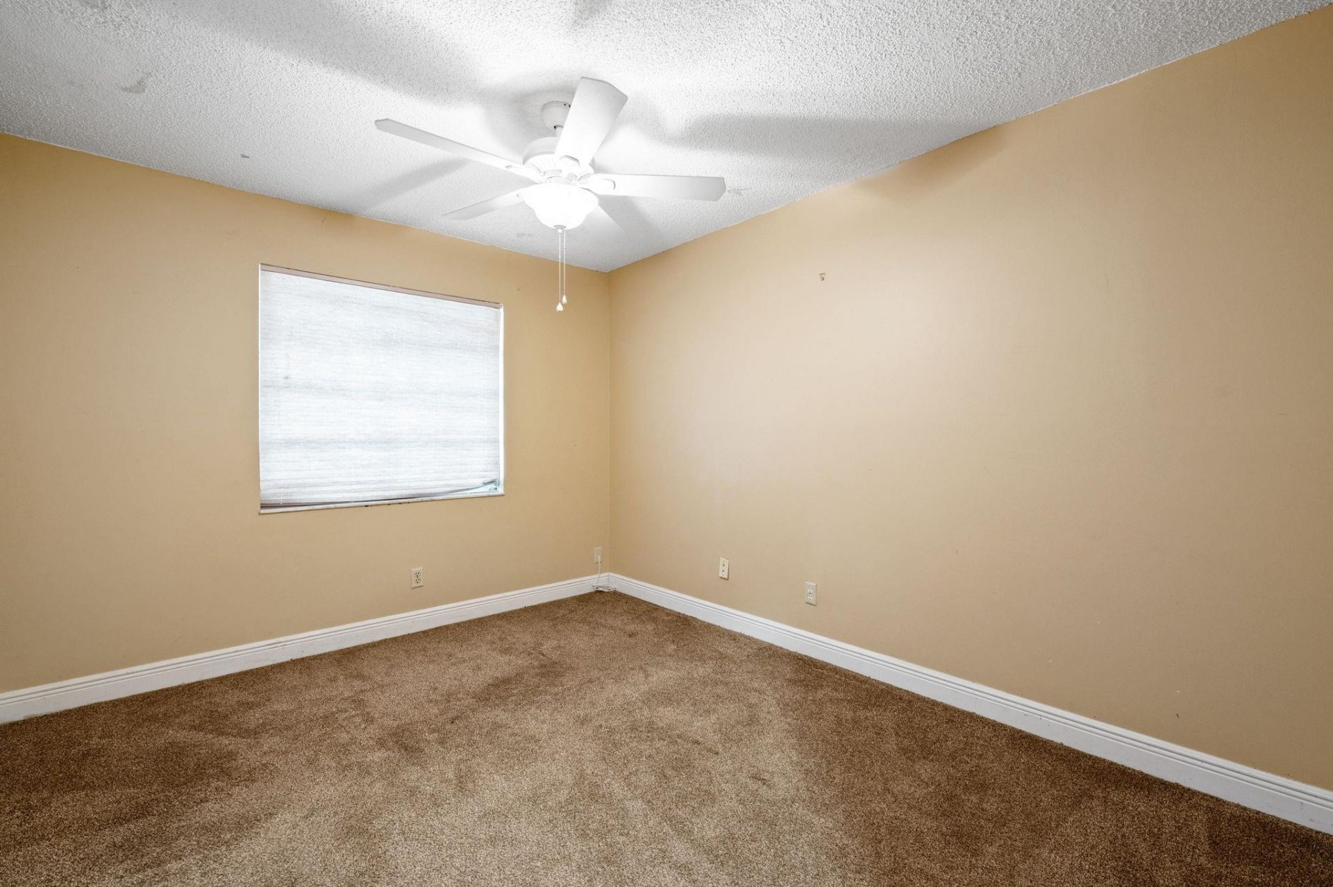 2229 Nova Village Drive, Davie, FL 33317 Photo