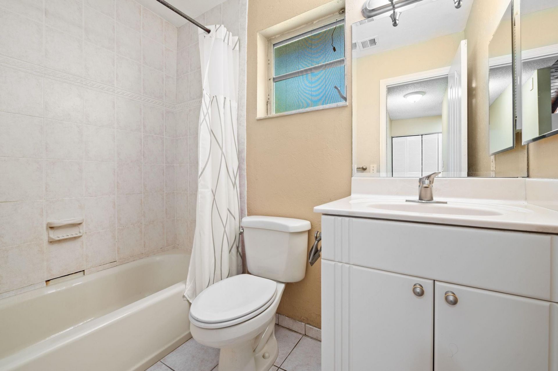 2229 Nova Village Drive, Davie, FL 33317 Photo