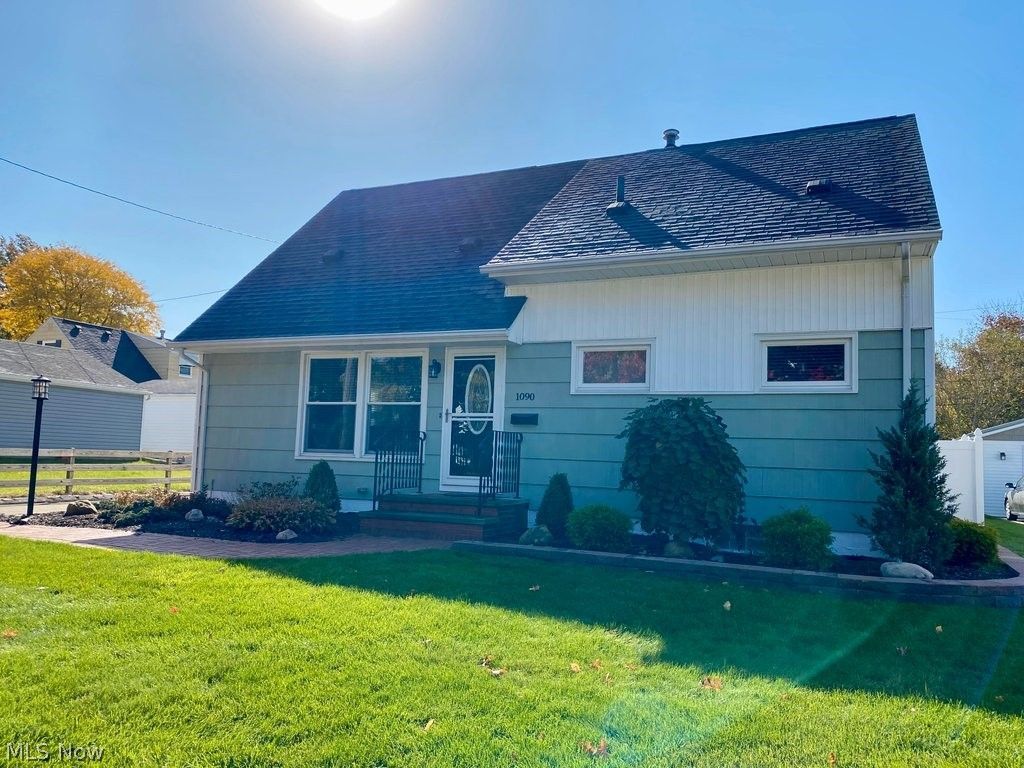 1090 Taft Avenue Cuyahoga Falls, OH 44223