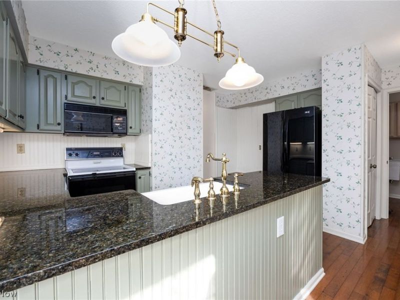 1605 Chapman Way, Unit 14, Broadview Heights, OH 44147 Photo 13