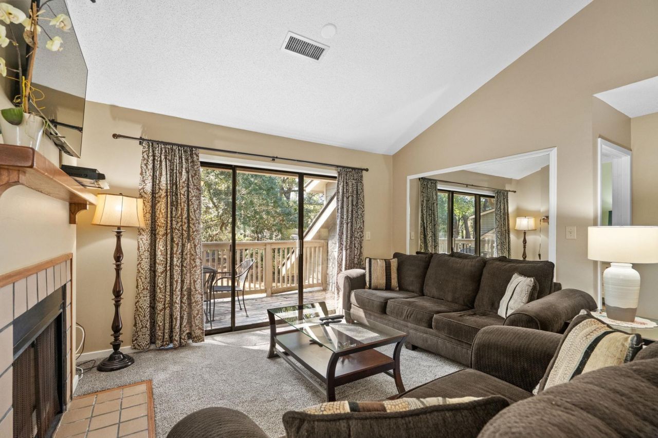 203 Baslow Ct.  Photo 12