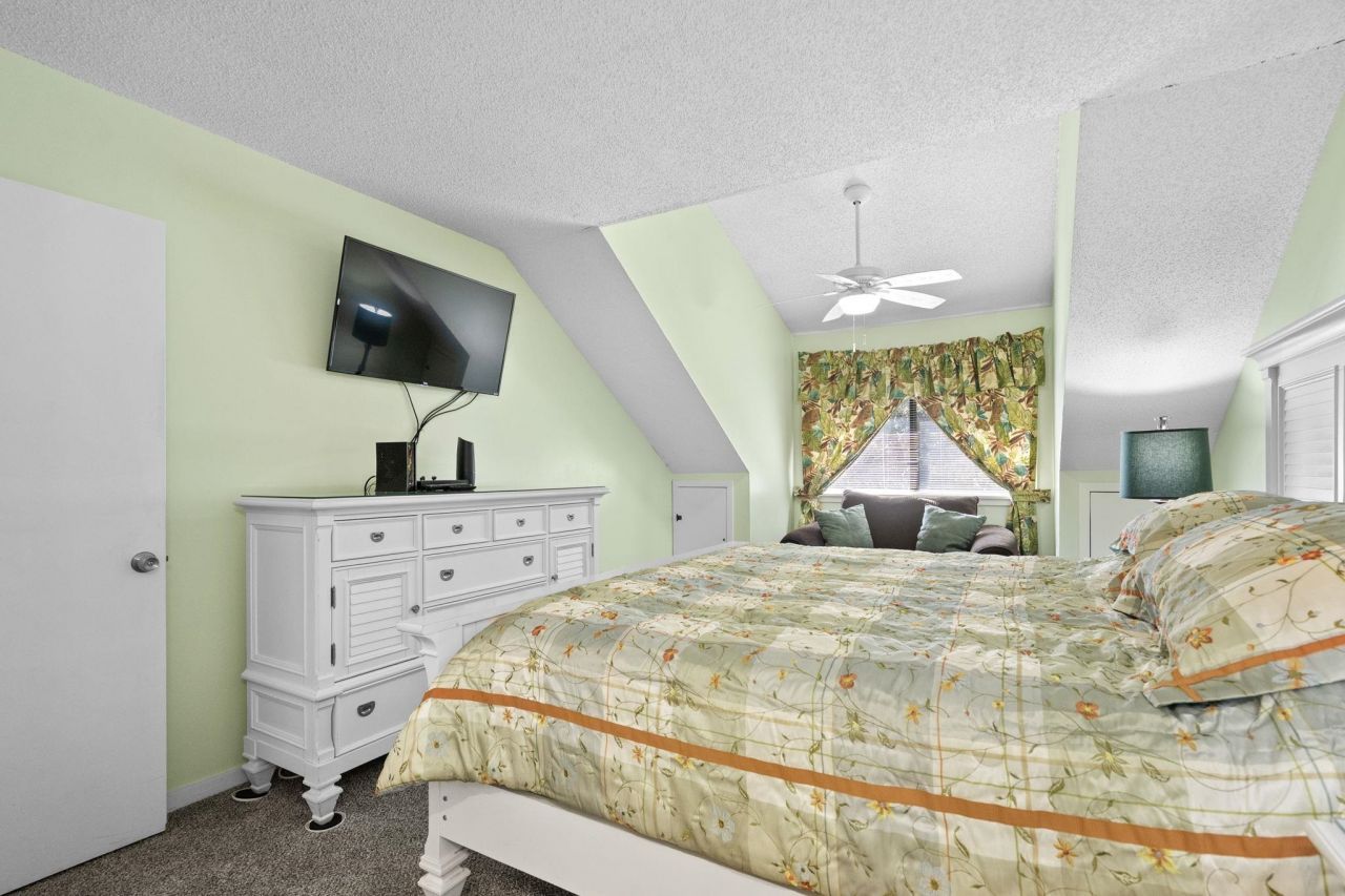 203 Baslow Ct.  Photo 29