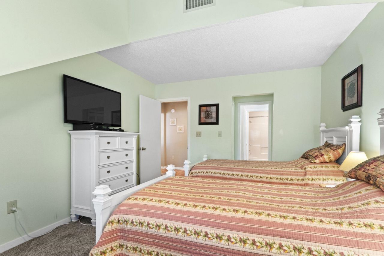 203 Baslow Ct.  Photo 35