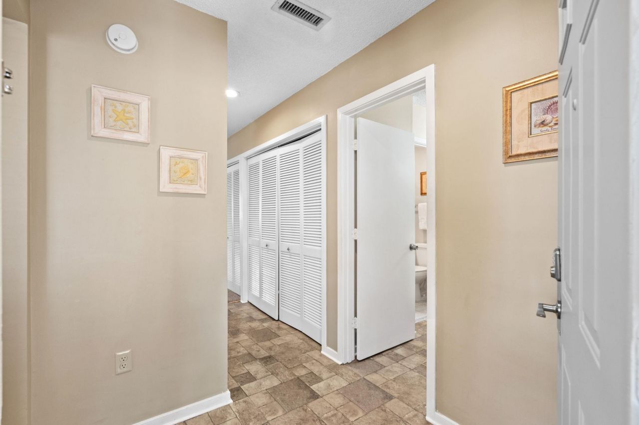 203 Baslow Ct.  Photo 6