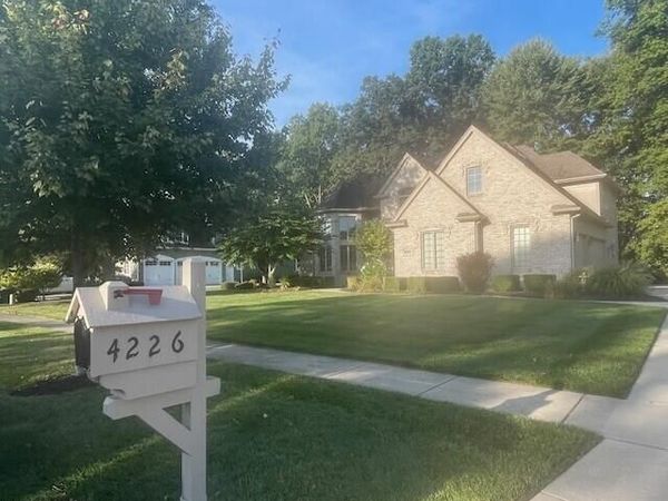 4226 Back Ridge Way, Monclova, OH 43542