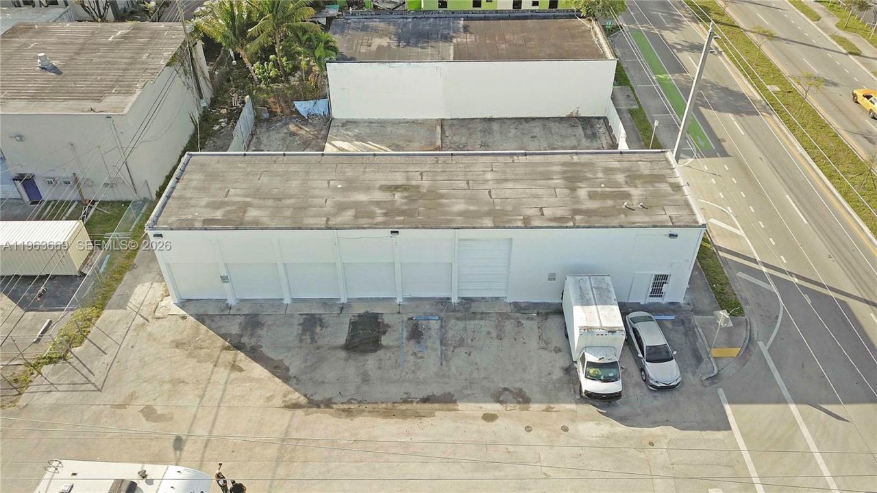 9795 NW 7th Ave, Miami, FL 33150 Photo