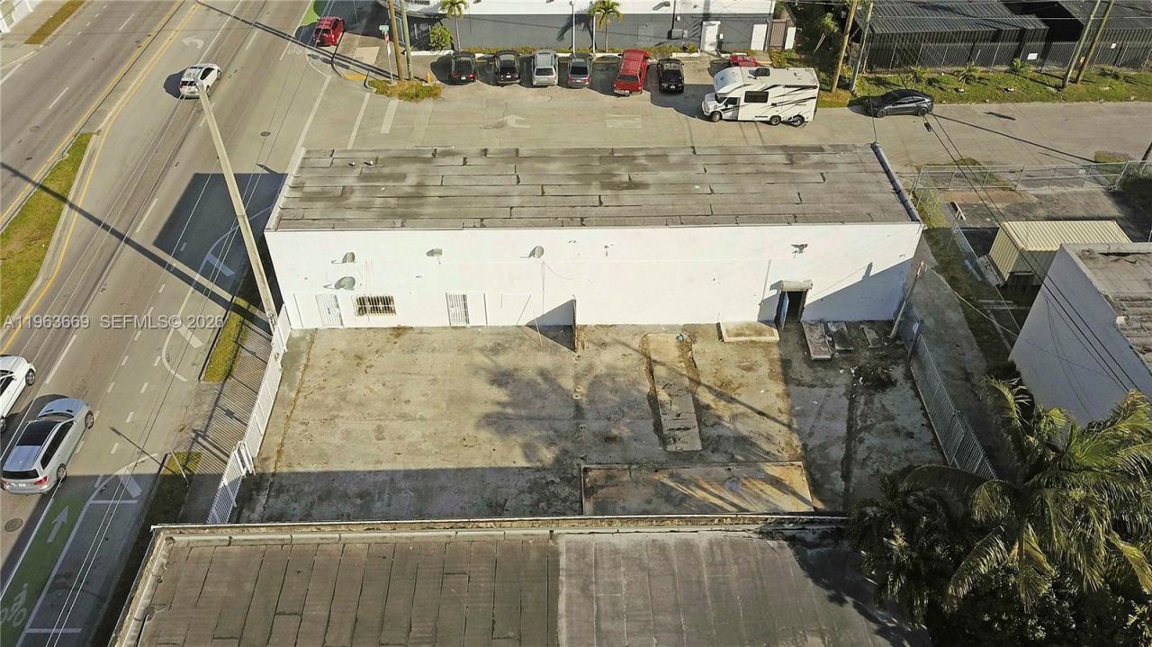 9795 NW 7th Ave, Miami, FL 33150 Photo