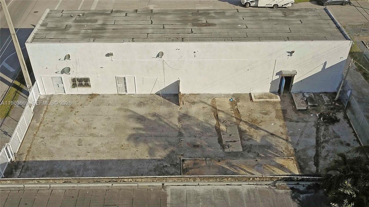 9795 NW 7th Ave, Miami, FL 33150 Photo