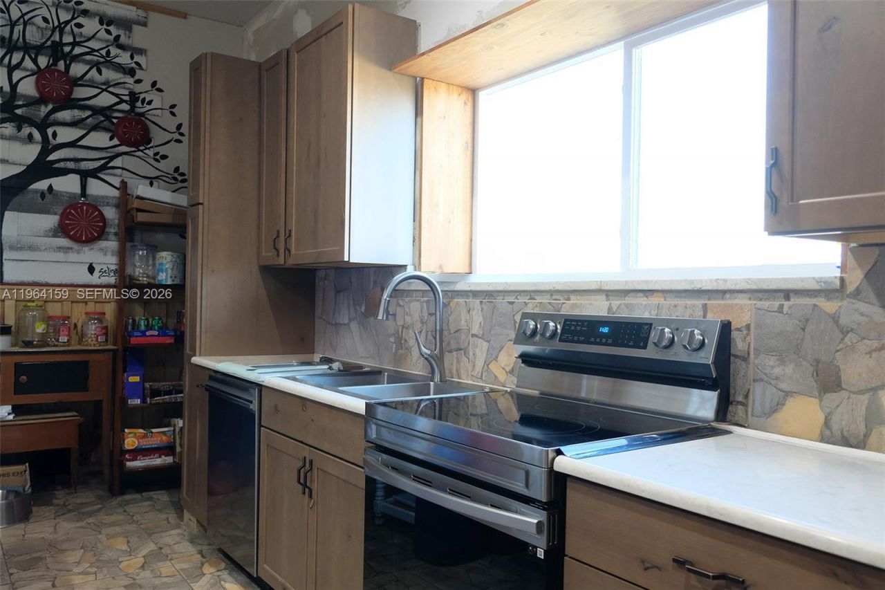 5271 Us Hwy 441 SE , Okeechobee, FL 34974 Photo