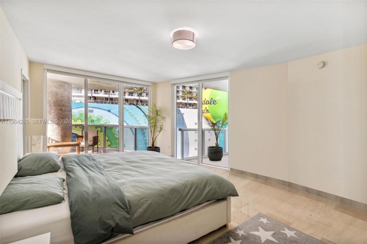 1800 S Ocean Dr, Unit 1010, Hallandale Beach, FL 33009 Photo