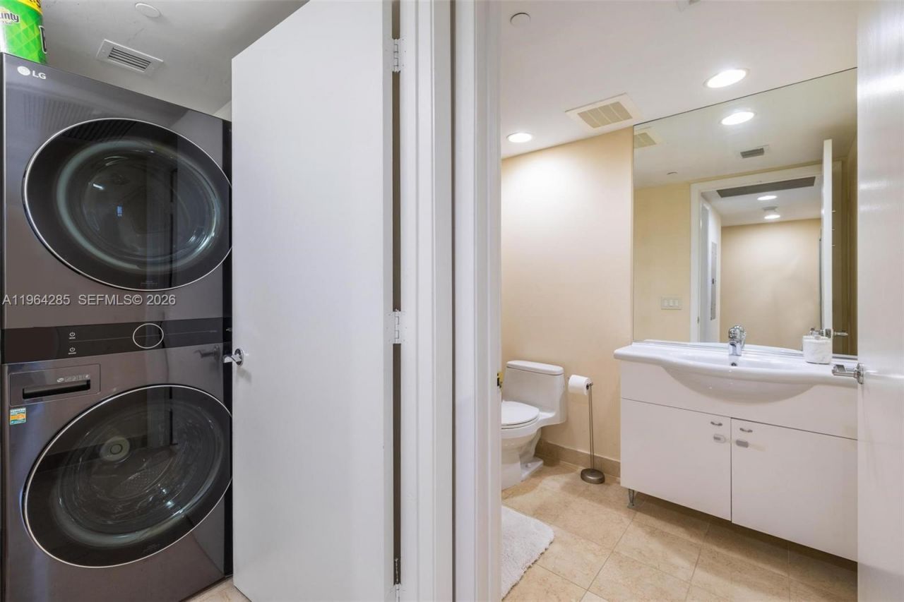 1800 S Ocean Dr, Unit 1010, Hallandale Beach, FL 33009 Photo