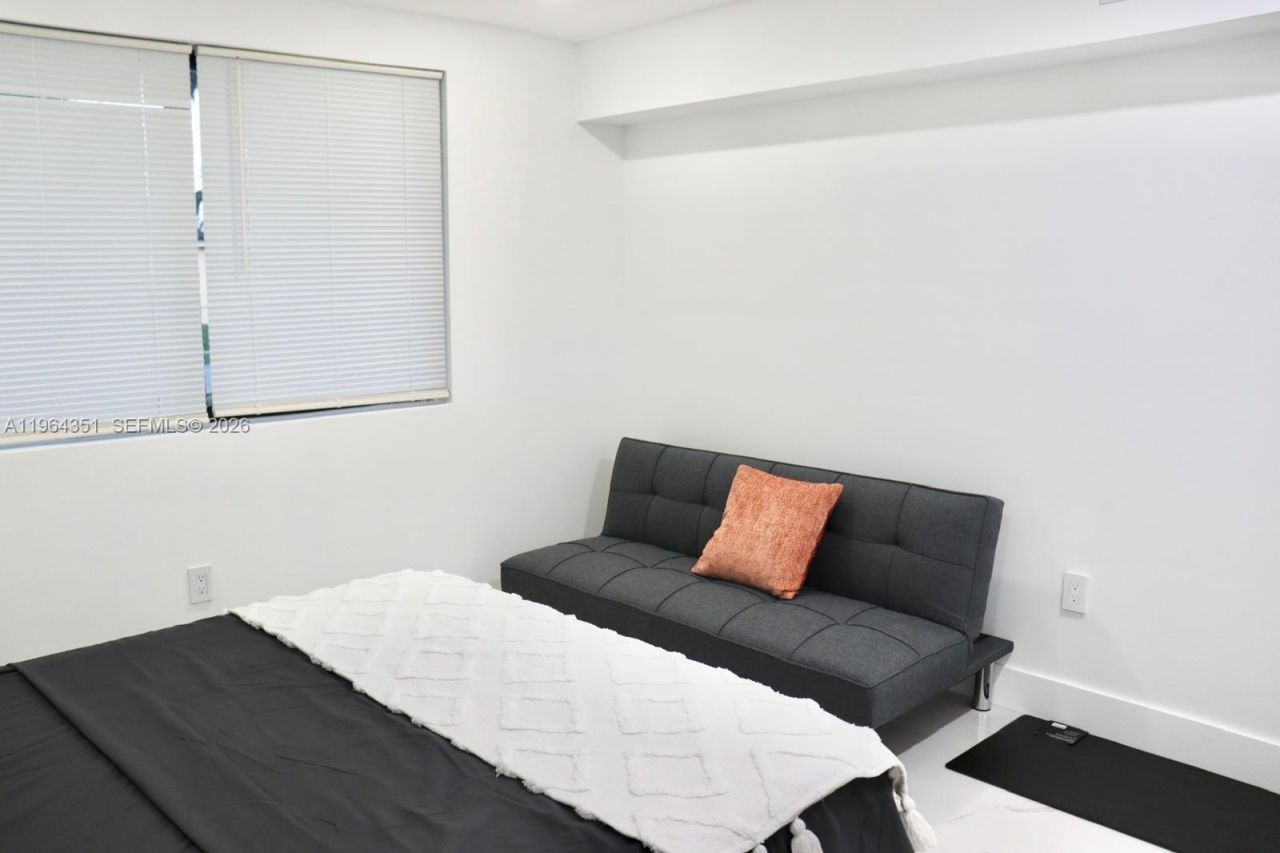 15100 Polk St, Miami, FL 33176 Photo