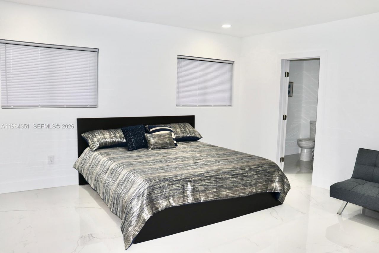 15100 Polk St, Miami, FL 33176 Photo