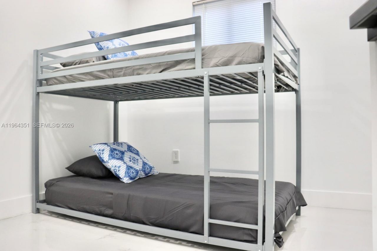 15100 Polk St, Miami, FL 33176 Photo