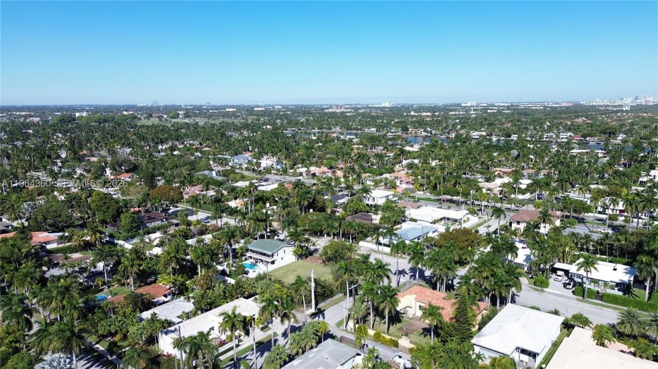 1000 Harrison St , Hollywood, FL 33019 Photo