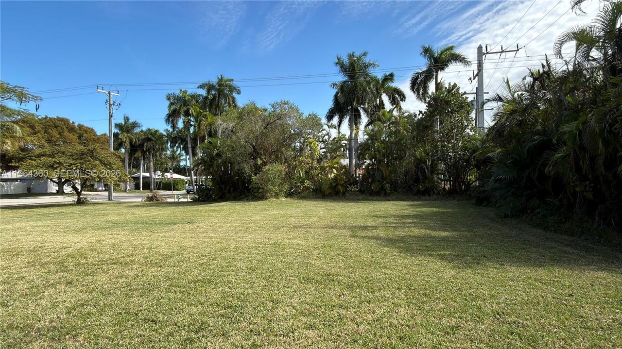 1000 Harrison St , Hollywood, FL 33019 Photo