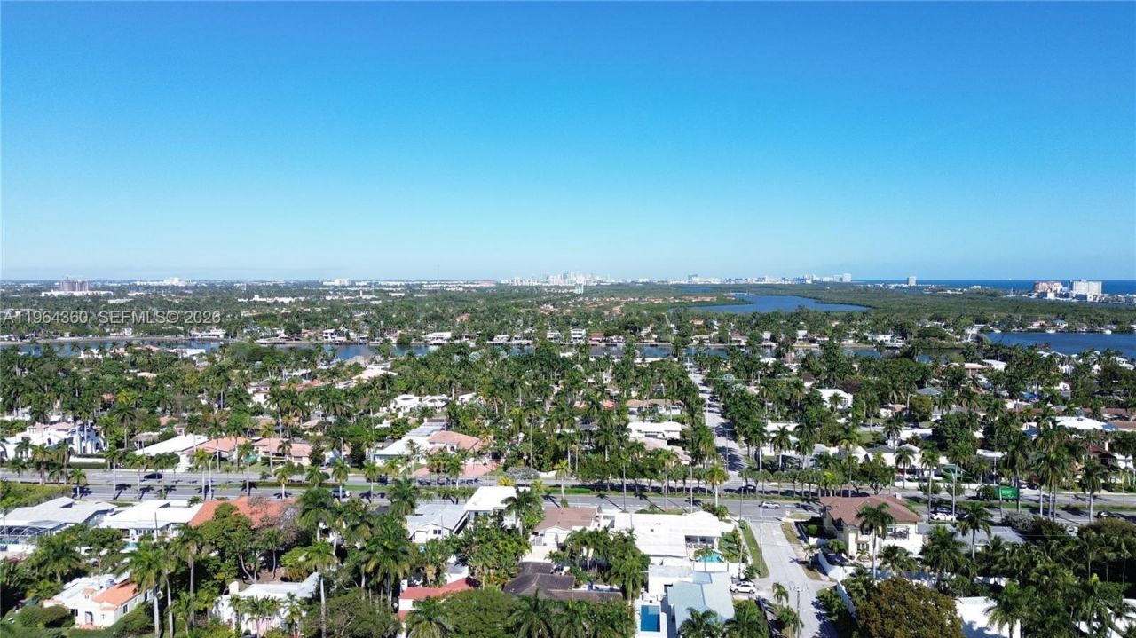 1000 Harrison St , Hollywood, FL 33019 Photo