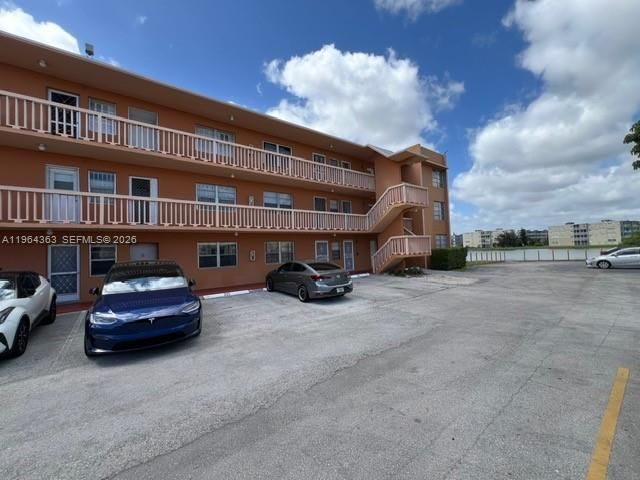 1591 NE Miami Gardens Dr , Unit 103, Miami, FL 33179 Photo