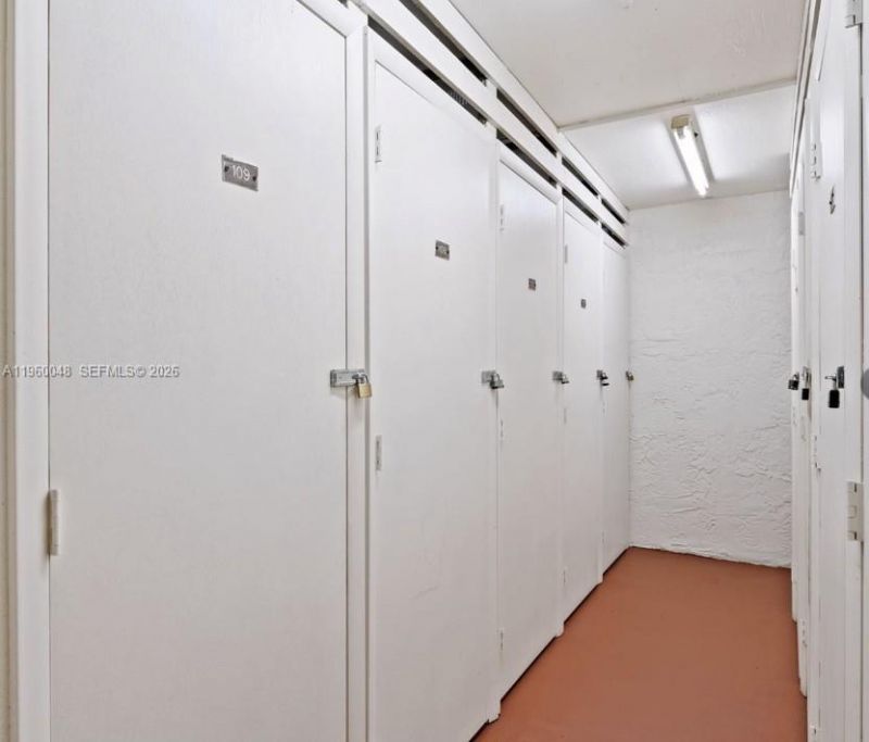 300 S Hollybrook Dr , Unit 203, Pembroke Pines, FL 33025 Photo