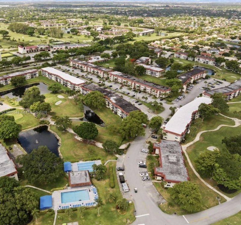 300 S Hollybrook Dr , Unit 203, Pembroke Pines, FL 33025 Photo