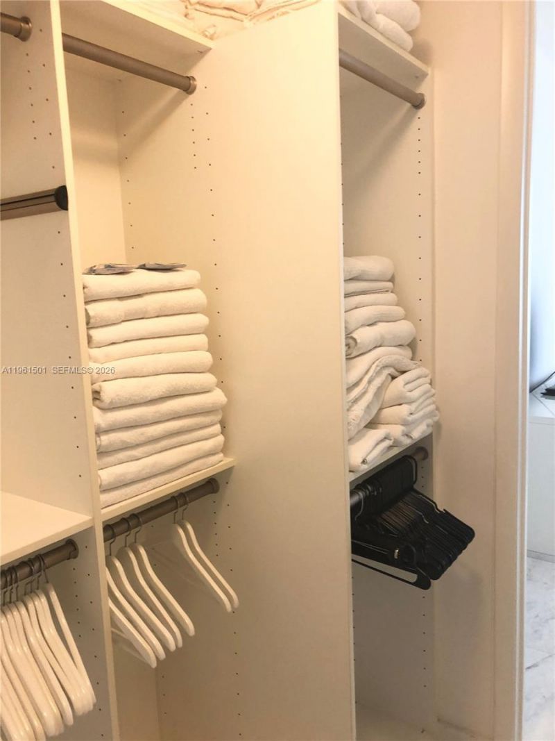 15811 Collins Ave , Unit 805, Sunny Isles Beach, FL 33160 Photo