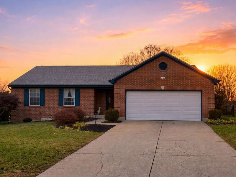 2591 Spring Mill Place, Burlington, KY 41005 Photo 2