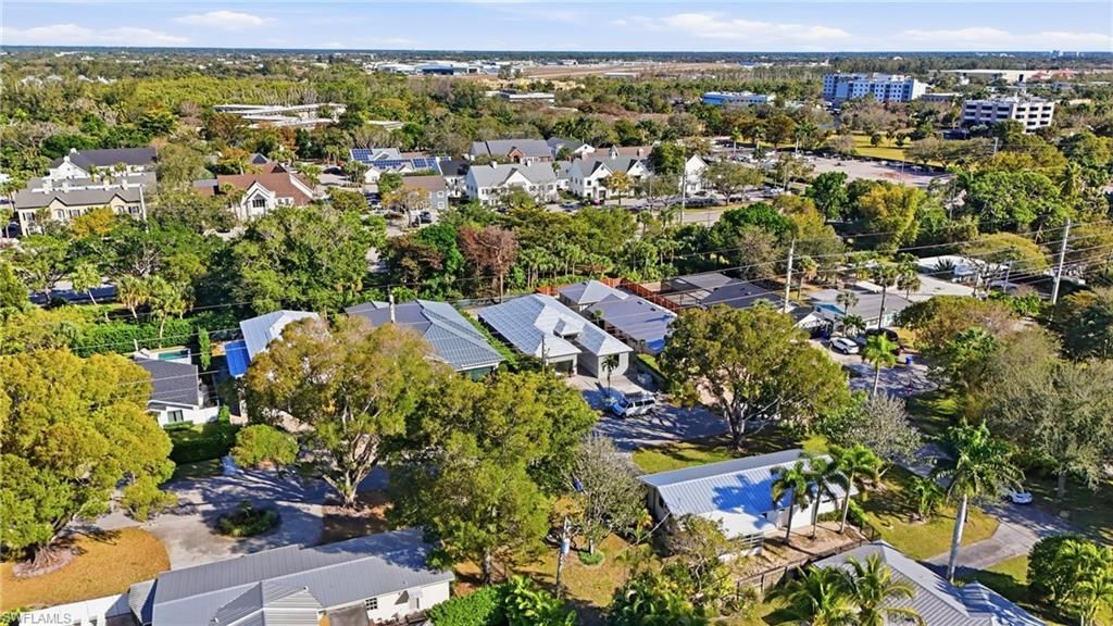 1050 13th St N, Naples, FL 34102 Photo