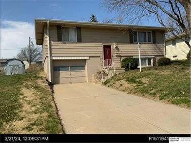 3218 S 137 Street , Omaha, NE 68144