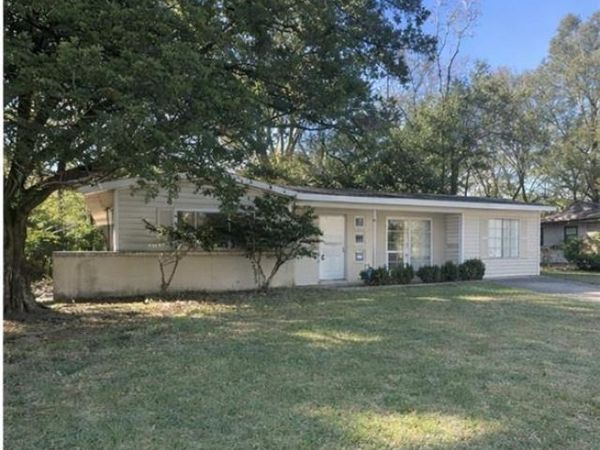 660 Halifax Drive, Mobile, AL 36609
