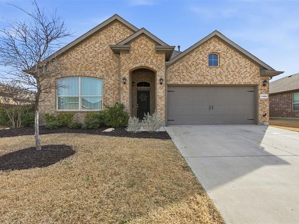 1109 Scotney Lane, Saginaw, TX 76131