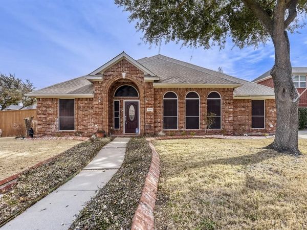 300 Shady Timbers Lane, Murphy, TX 75094